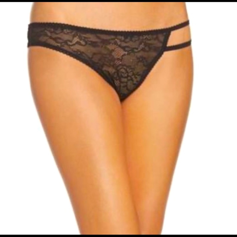 Sam Edelman Black Lace Cheek Peek Thong